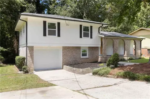 6395 Cedar Hurst Trl, Atlanta, GA 30349