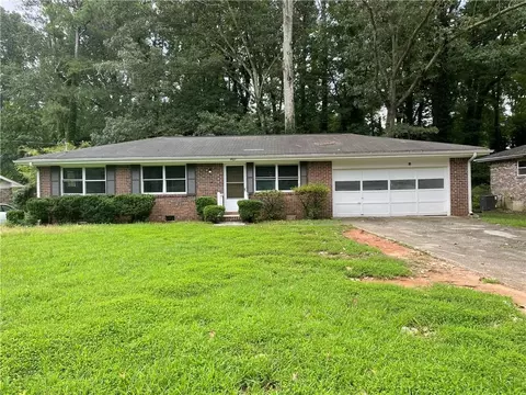 4427 Colony East Dr, Stone Mountain, GA 30083