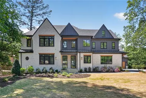 180 Thompson Pl, Roswell, GA 30075