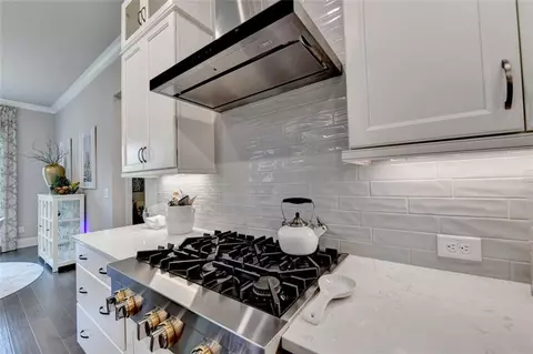 Kitchen - 3040 Labrouste Cv, Duluth, GA 30097 photo 9 of 15