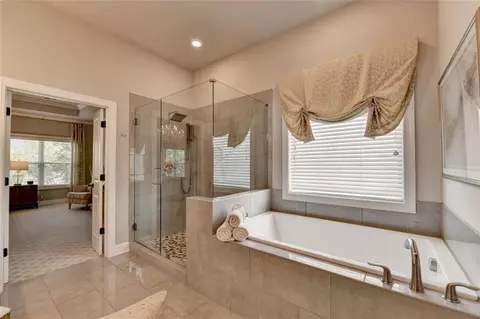 Bath - 3040 Labrouste Cv, Duluth, GA 30097 photo 6 of 11