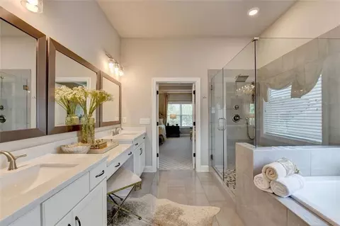 Bath - 3040 Labrouste Cv, Duluth, GA 30097 photo 5 of 11