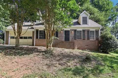 1381 Sundale Dr, Lawrenceville, GA 30046