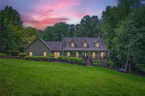2013 Hendon Rd, Woodstock, GA 30188