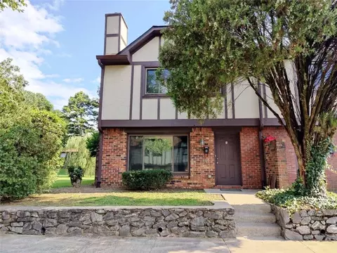 1830 Ashborough Ct SE #A, Marietta, GA 30067
