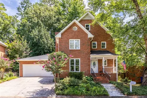 1537 Pangborn Station Dr, Decatur, GA 30033