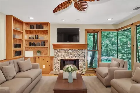 143 Beech St, Roswell, GA 30075