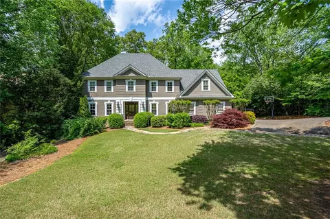300 Sologne Ct, Atlanta, GA 30327