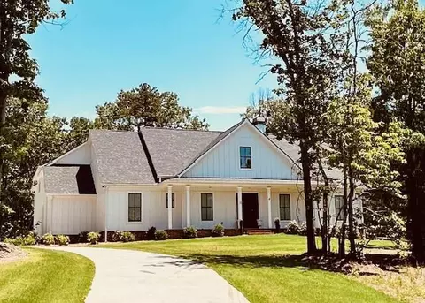 13 Cedar Gate Ln, Kingston, GA 30145