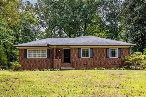 2376 Ben Hill Rd, Atlanta, GA 30344