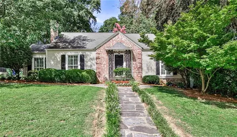2082 Dellwood Dr NW, Atlanta, GA 30309