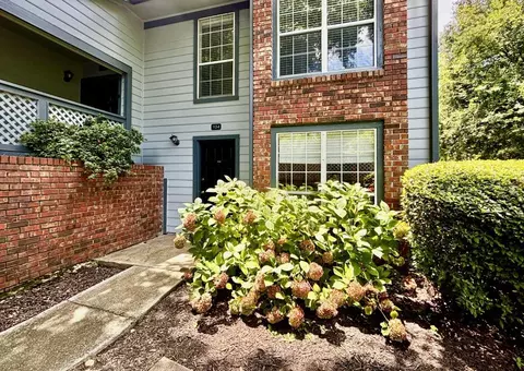 1134 Weatherstone Dr NE, Atlanta, GA 30324