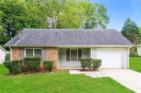 1591 Daniel Ln, Lawrenceville, GA 30046