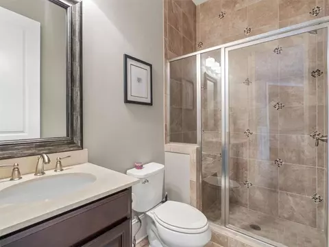 Bath - 1080 Lee St, Milton, GA 30004 photo 2 of 17