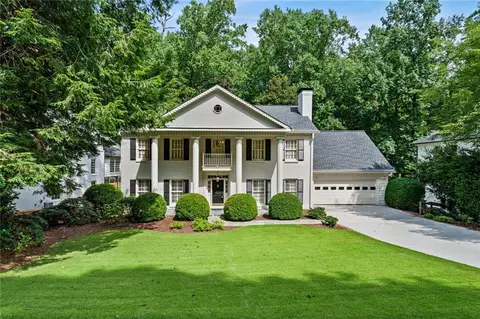 6040 Blackwater Trl, Atlanta, GA 30328