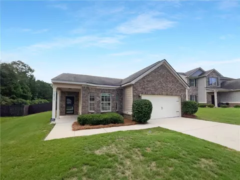 10980 Station Dr, Hampton, GA 30228