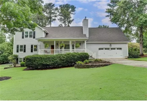 759 Oak Moss Dr, Lawrenceville, GA 30043