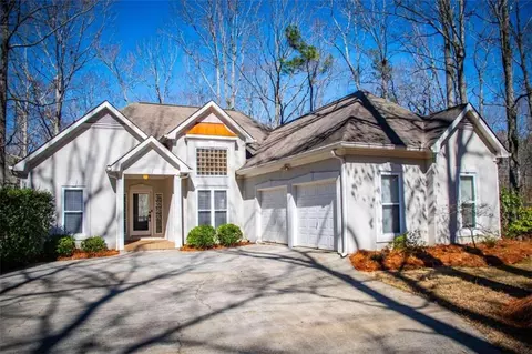 7904 Rio Grande Trl, Douglasville, GA 30135