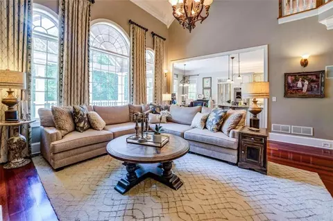 Living - 175 Glengarry Chase, Covington, GA 30014 photo 3 of 8