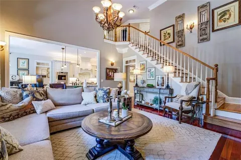 Living - 175 Glengarry Chase, Covington, GA 30014 photo 4 of 8