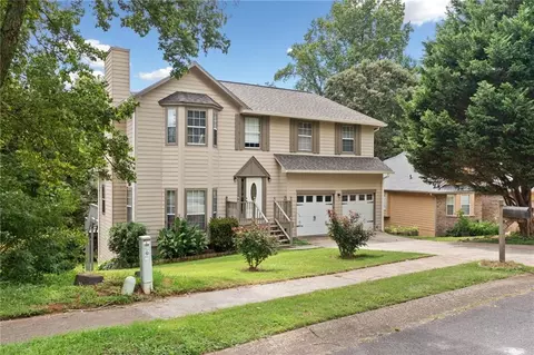 1918 Hamby Place Dr NW, Acworth, GA 30102