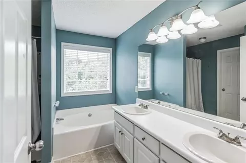 208 Stream Side Ct, Winder, GA 30680 photo 14