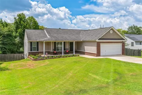208 Stream Side Ct, Winder, GA 30680