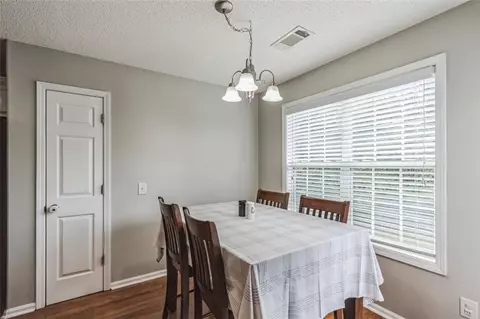 208 Stream Side Ct, Winder, GA 30680 photo 6