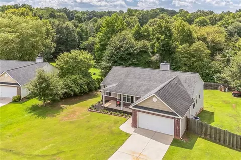 208 Stream Side Ct, Winder, GA 30680 photo 29