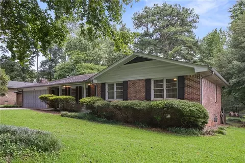 889 Old Tucker Rd, Stone Mountain, GA 30087