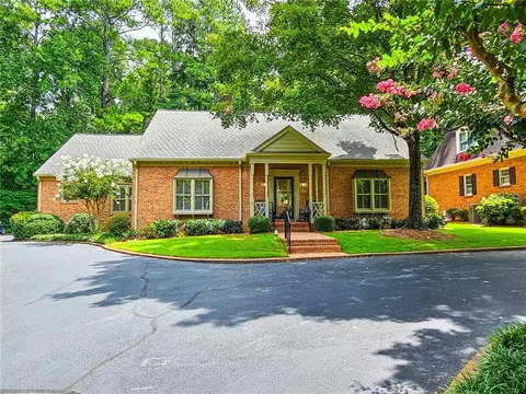 1843 Bedfordshire Dr, Decatur, GA 30033