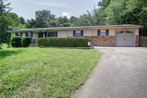 200 Danny Cir NE, Calhoun, GA 30701