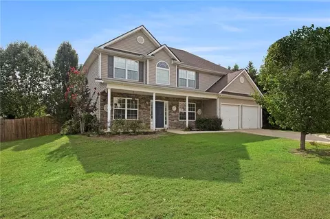 251 Millstone Dr, Hampton, GA 30228