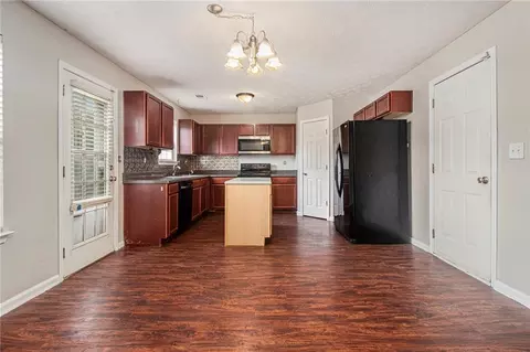 251 Millstone Dr, Hampton, GA 30228 photo 11