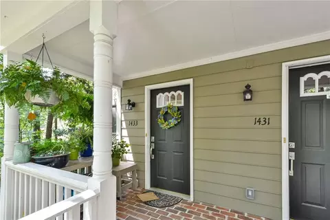 1433 Oakridge Cir, Decatur, GA 30033