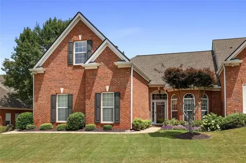 423 Brookes Walk, Woodstock, GA 30188