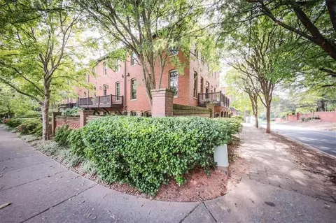 1596 Spring St SE, Smyrna, GA 30080