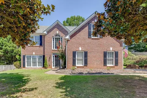 5545 Silk Oak Way, Sugar Hill, GA 30518