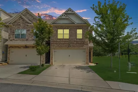 10615 Naramore Ln, Johns Creek, GA 30022