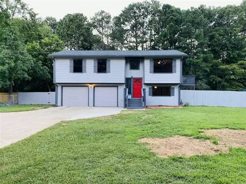 2695 Frank Ln, Douglasville, GA 30135