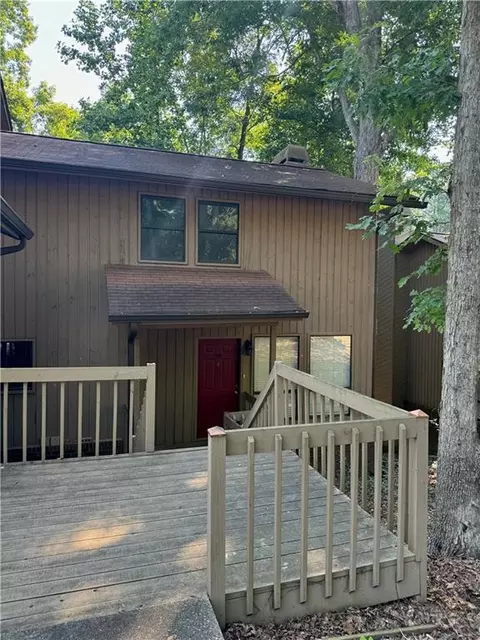 1704 Pine Tree Dr, Buford, GA 30518