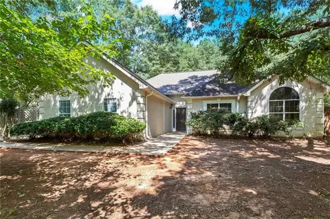 98 Royal Way, Mcdonough, GA 30252