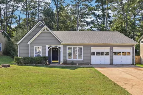 3020 Dowry Dr, Lawrenceville, GA 30044