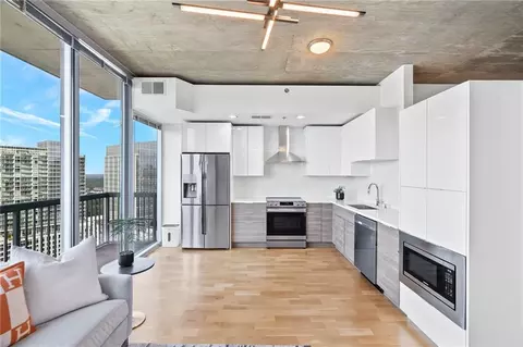3324 Peachtree Rd NE #2706, Atlanta, GA 30326