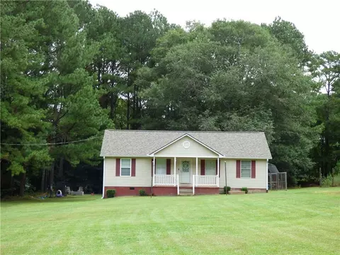699 Stewart Rd, Covington, GA 30016
