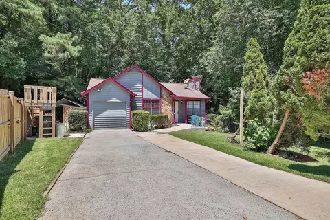 624 Harvard Dr NW, Lilburn, GA 30047