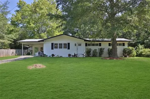 4340 W Linda Dr, Douglasville, GA 30134