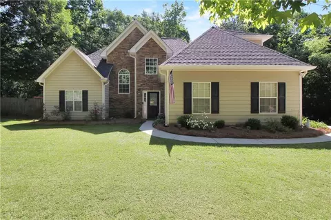 158 River Park Cir, Mcdonough, GA 30252