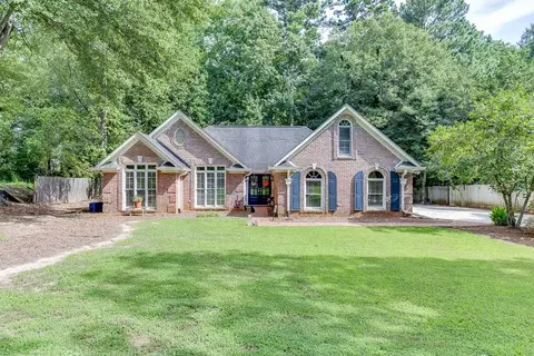 1095 Whitehead Rd, Sugar Hill, GA 30518