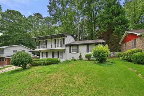 3422 Glenview Cir SW, Atlanta, GA 30331
